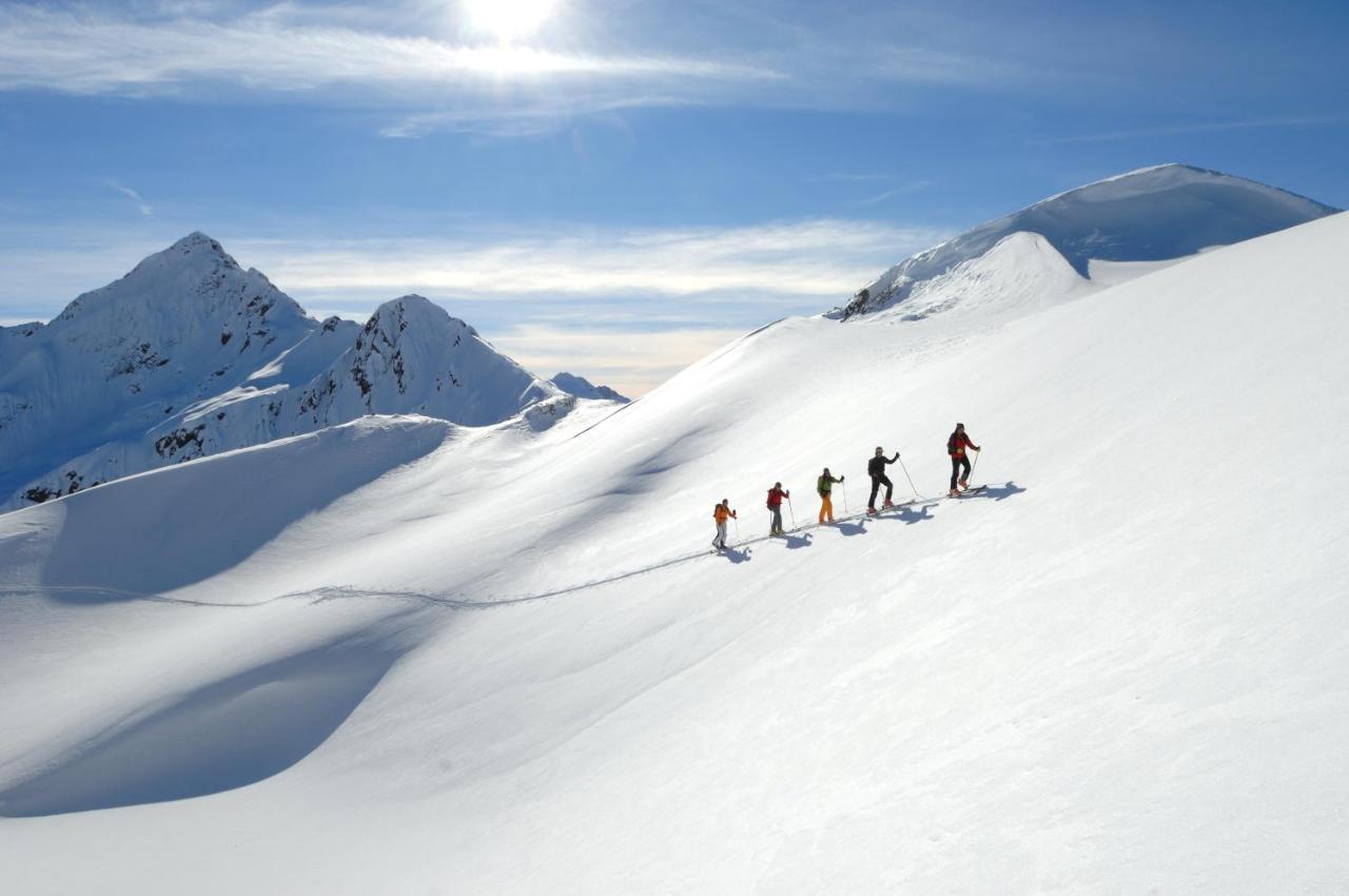 Brunnenhof Apartments Pettneu am Arlberg Bilik gambar