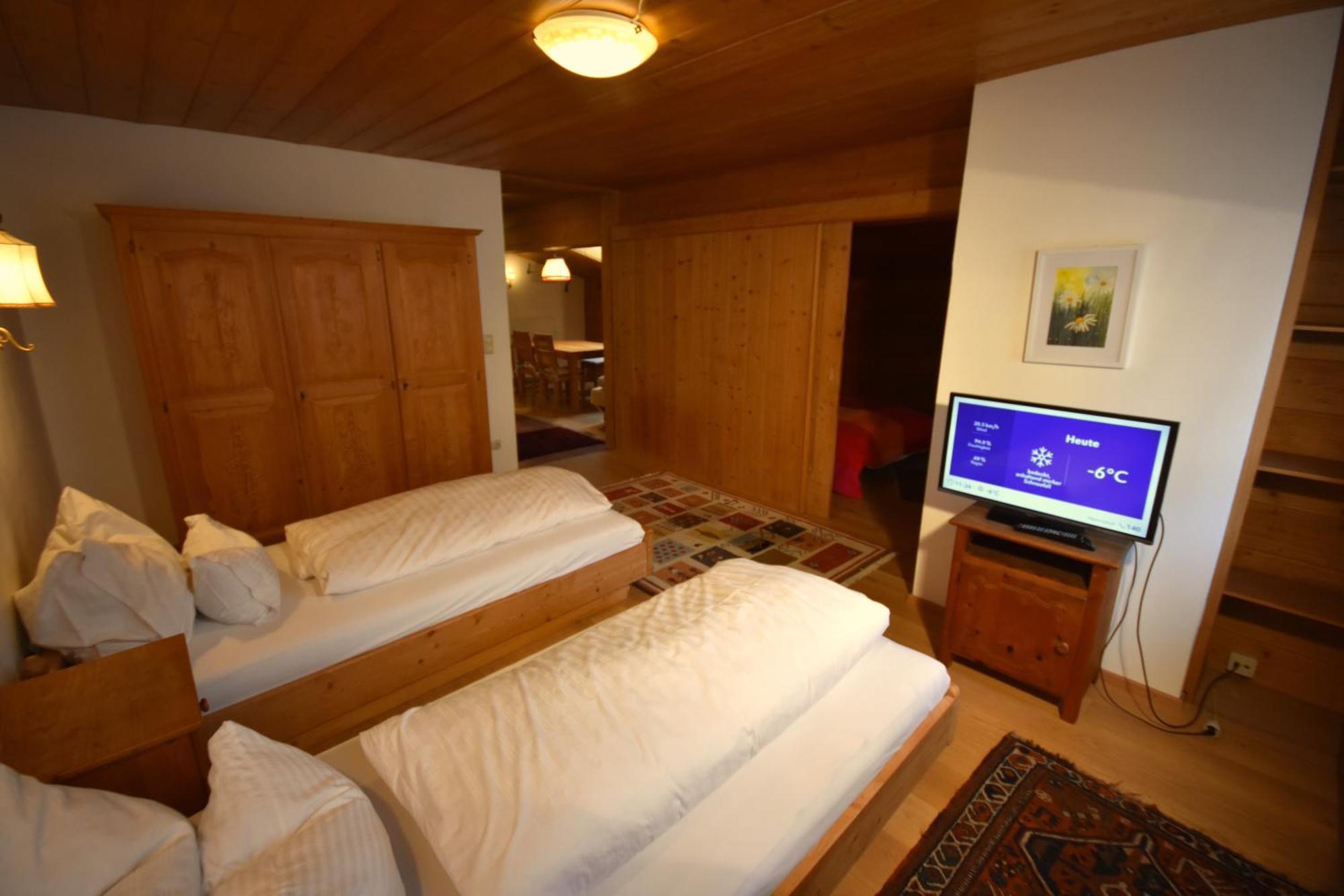 Brunnenhof Apartments Pettneu am Arlberg Bilik gambar
